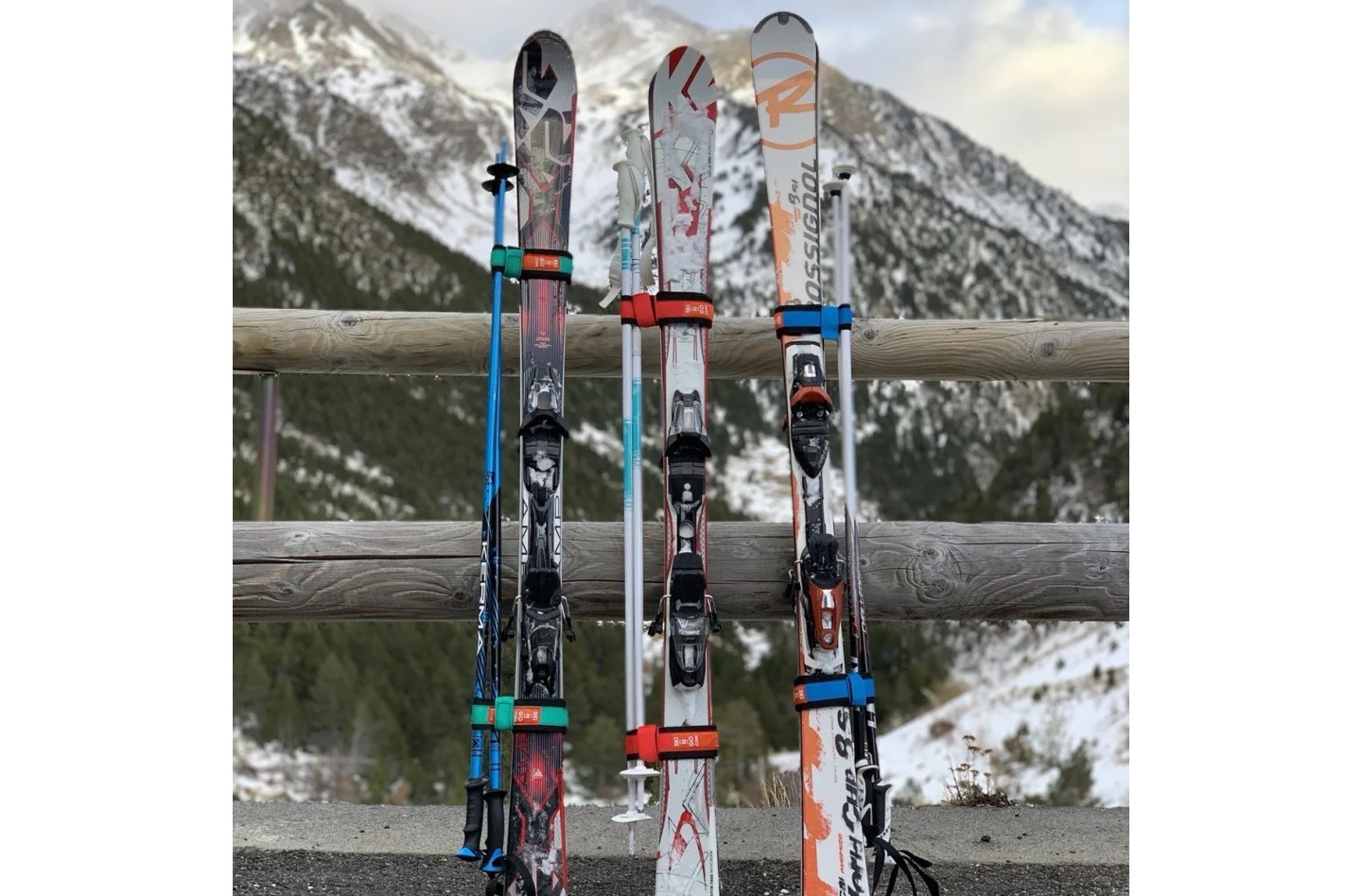 Porte-skis et bâtons de ski SKI-N-GO