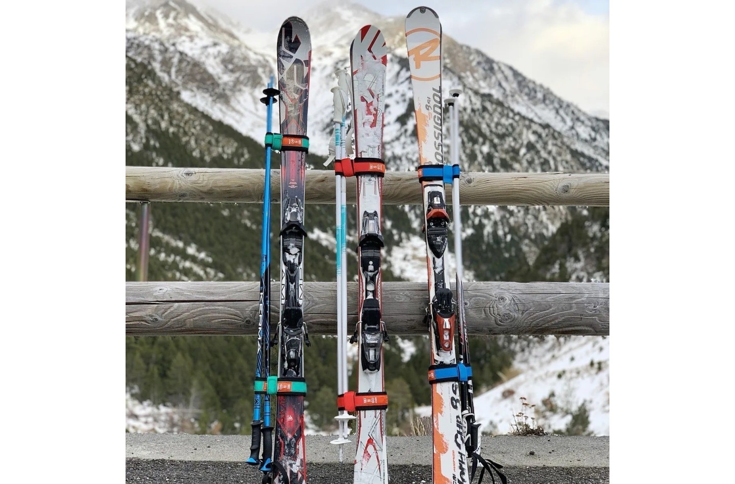 Porte-skis et bâtons de ski SKI-N-GO