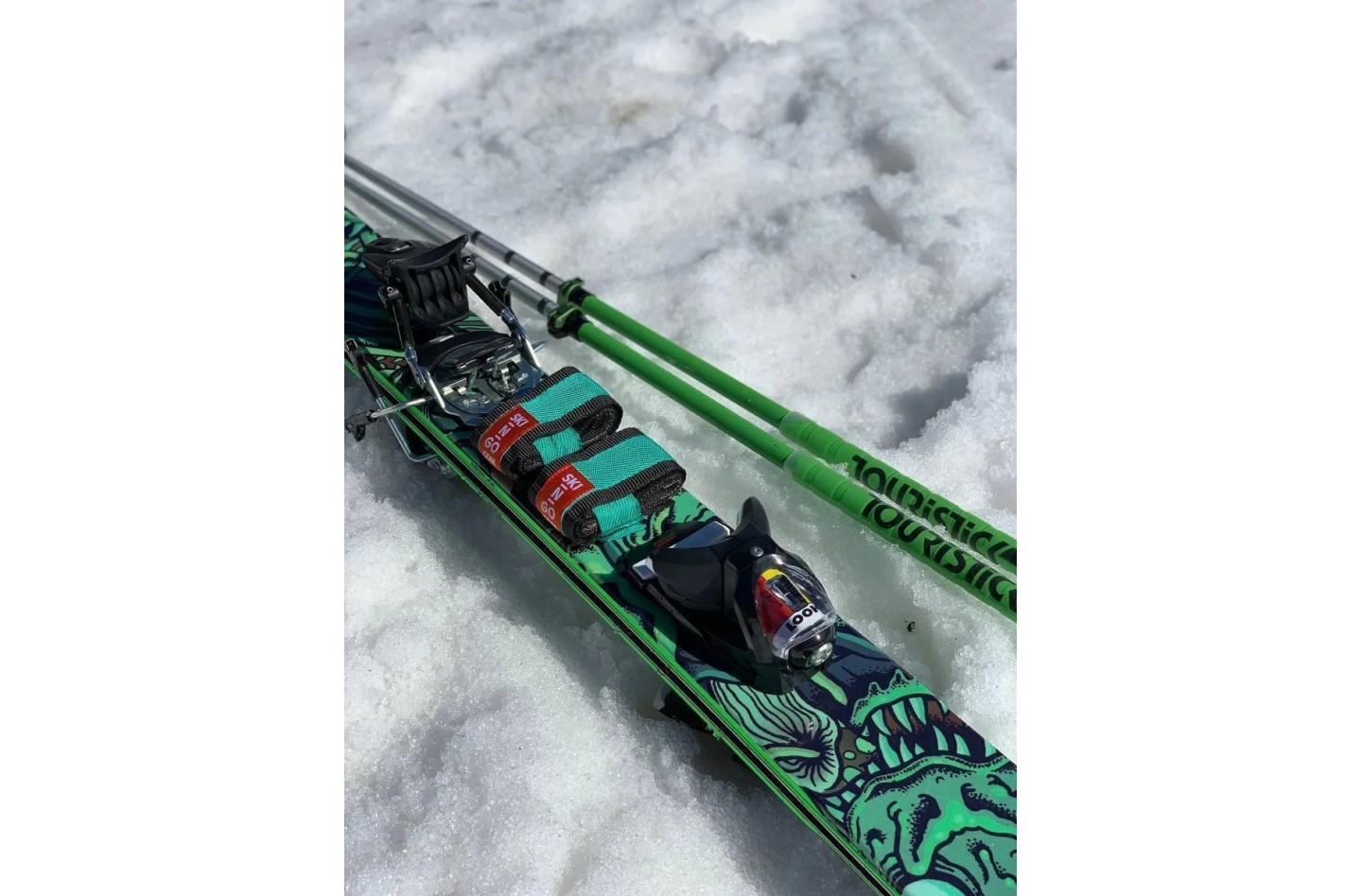 Porte-skis et bâtons de ski SKI-N-GO